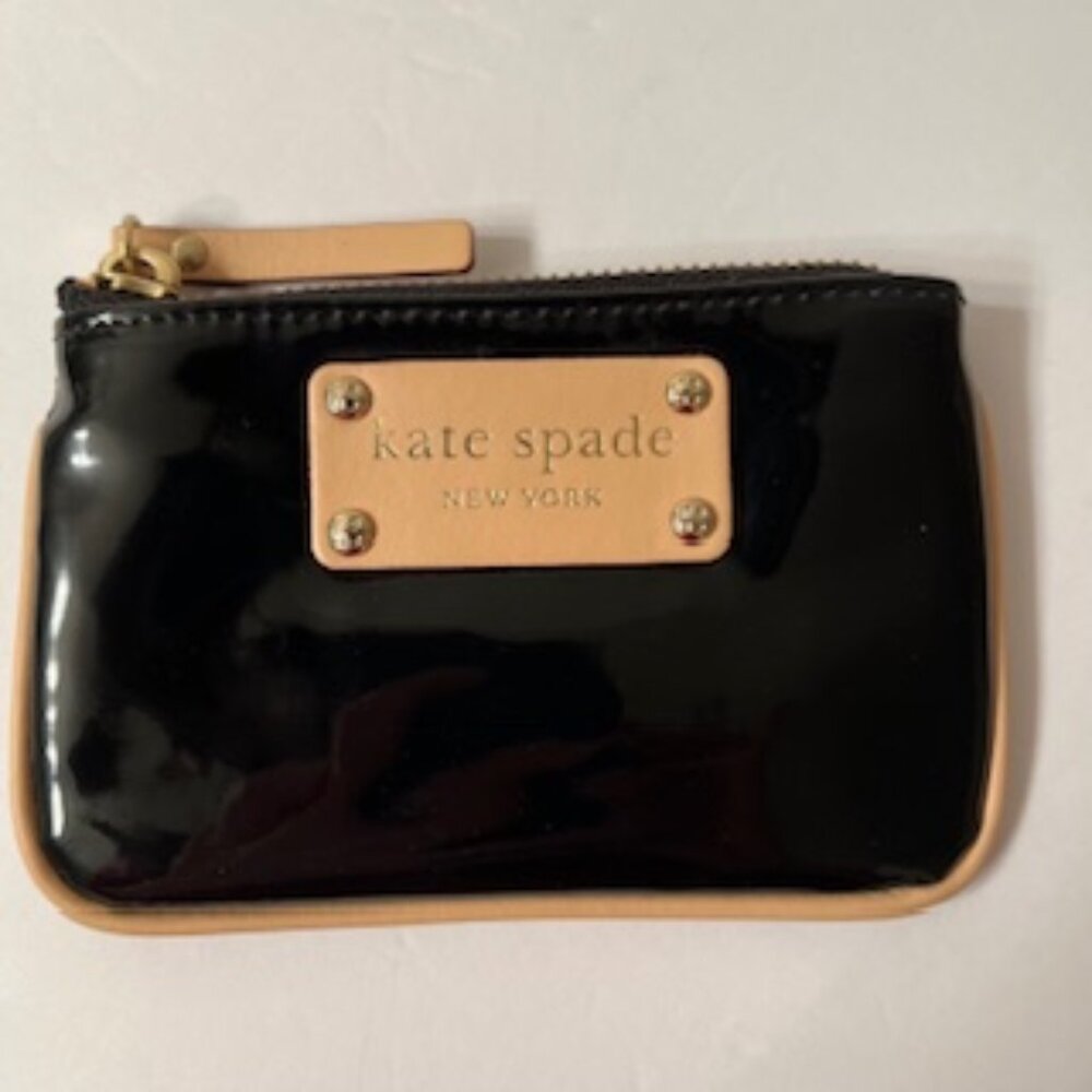 Kate Spade NEW YORK Henry Street Black zipper pouch with Tag  ( New )
